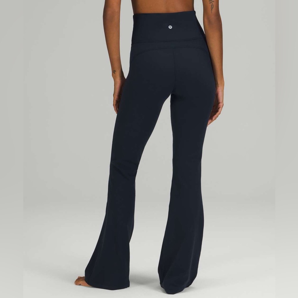 Lululemon Groove Super-High-Rise Flared Pant *Nulu